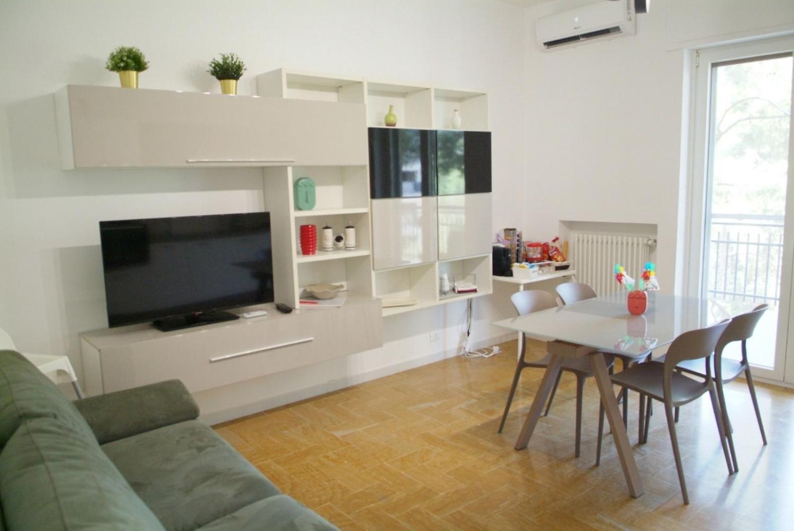 La Casa Di Telen Vicino Policlinico E Giovanni Paolo Ii Apartamento